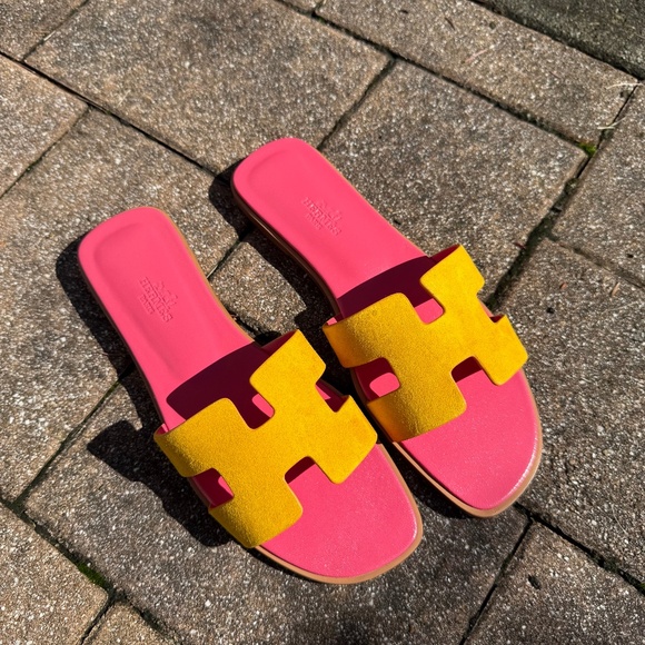 Hermès Oran Sandal - Picture 1 of 5